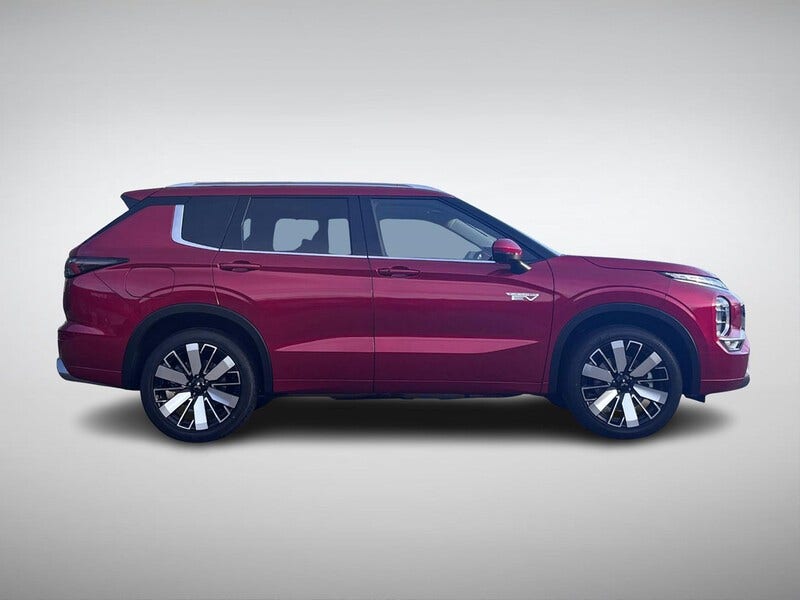 Mitsubishi Outlander (4)