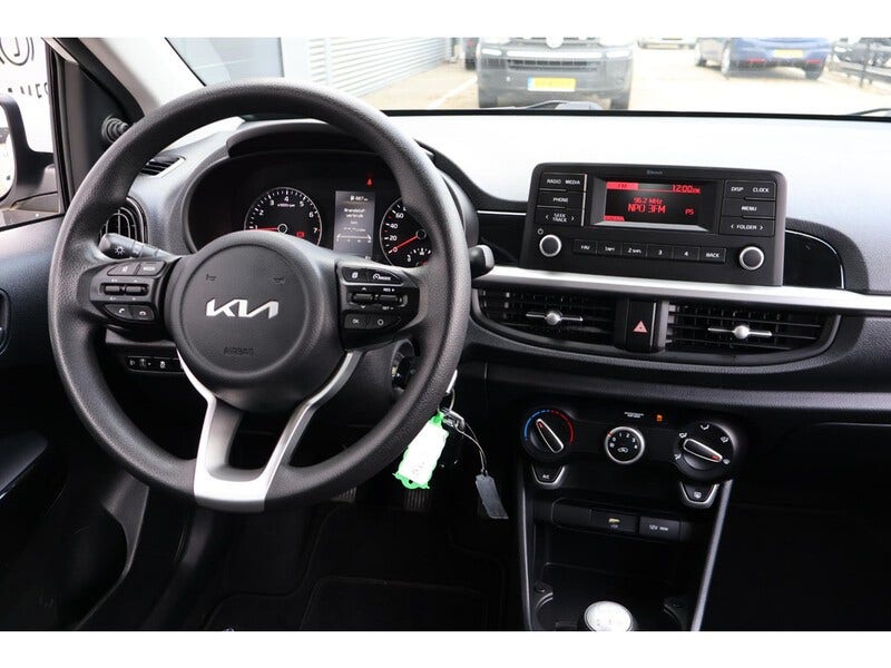 Kia Picanto (11)