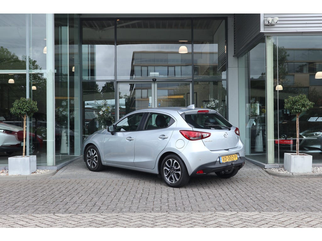 Mazda 2 (3)
