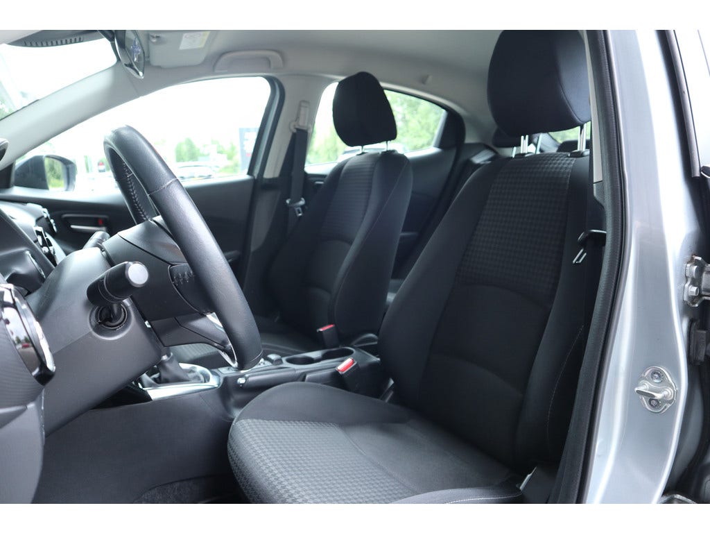 Mazda 2 (5)