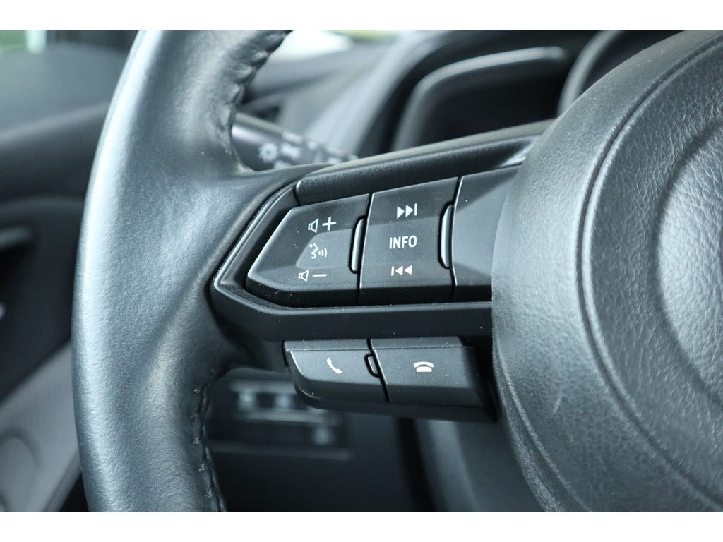 Mazda 2 (9)