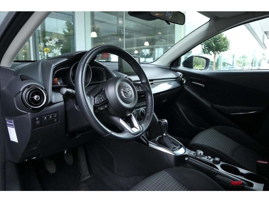 Mazda 2 (13)