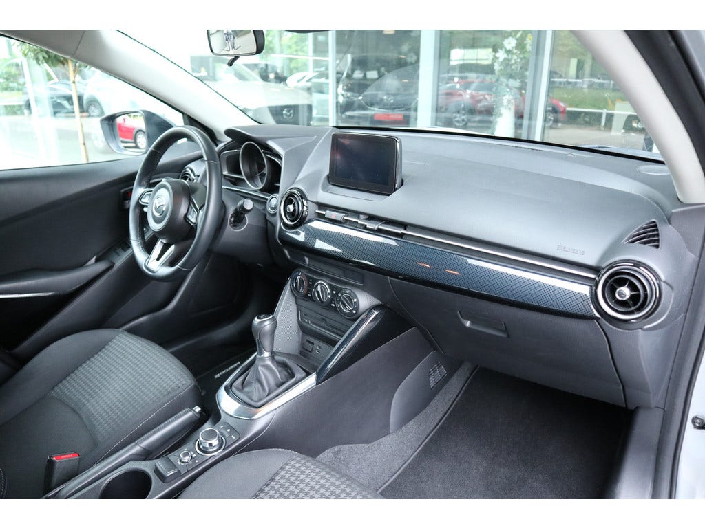 Mazda 2 (14)