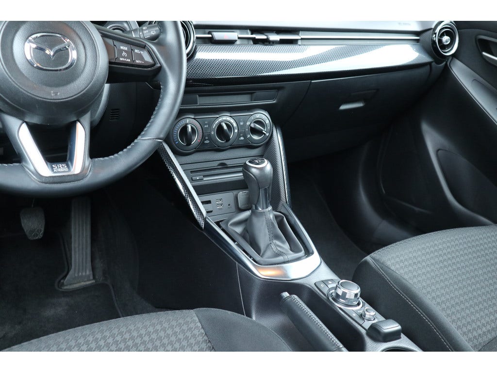 Mazda 2 (15)