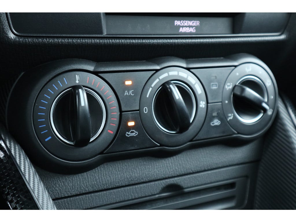 Mazda 2 (17)