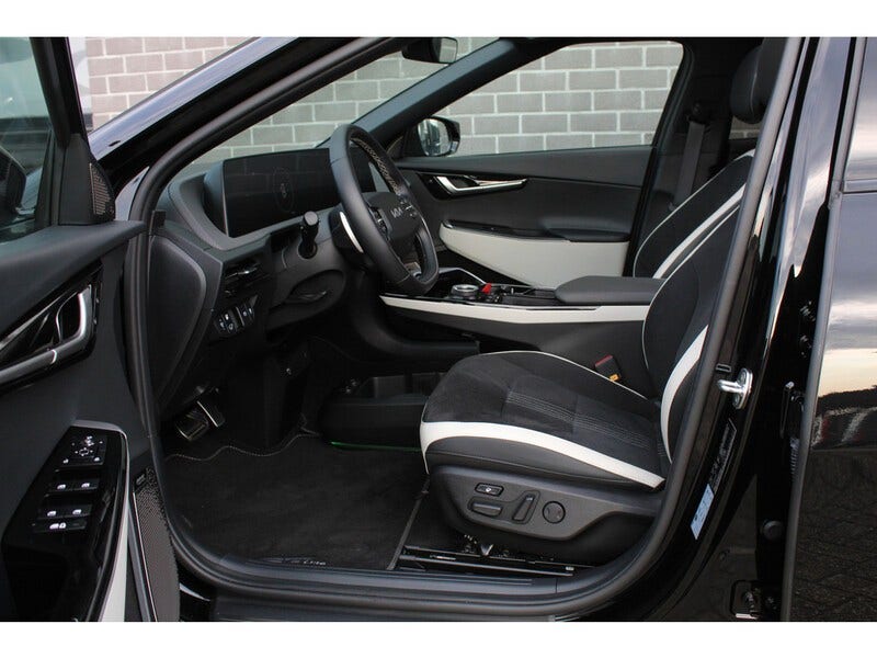 Kia EV6 (8)