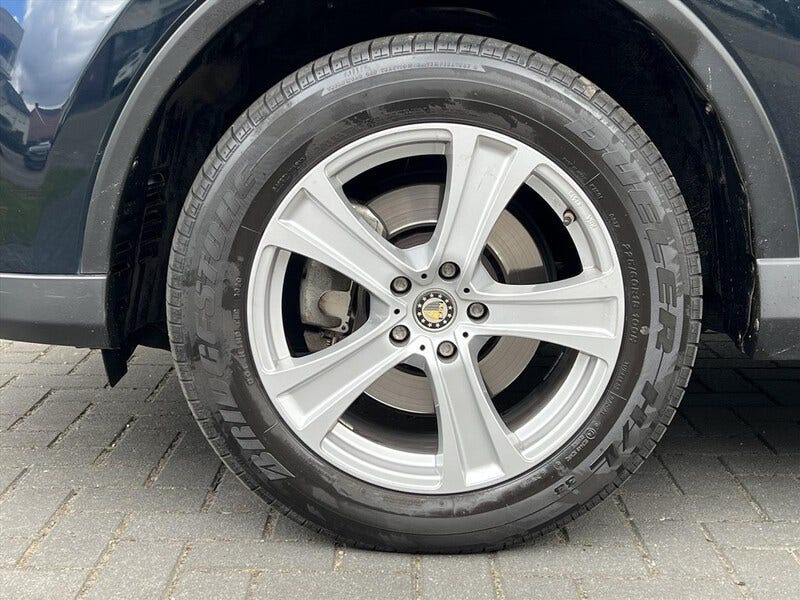 Toyota RAV4 (10)