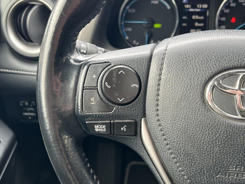 Toyota RAV4 (14)