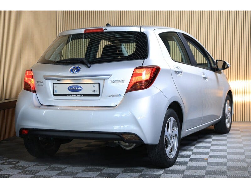 Toyota Yaris (3)