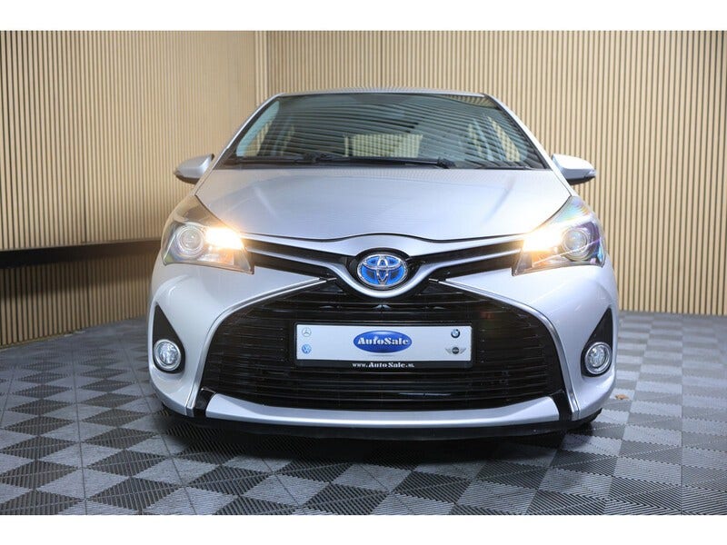 Toyota Yaris (8)