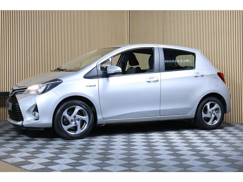 Toyota Yaris (9)