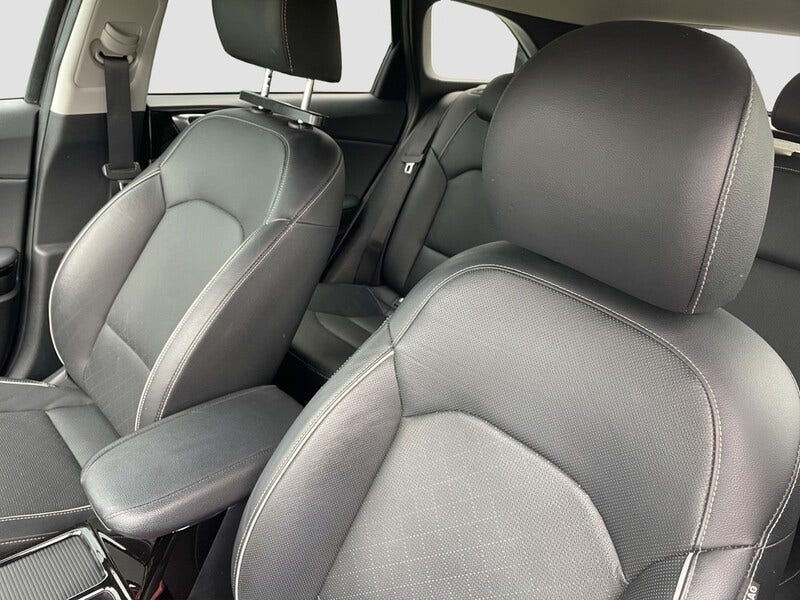 Kia Ceed Sportswagon (23)