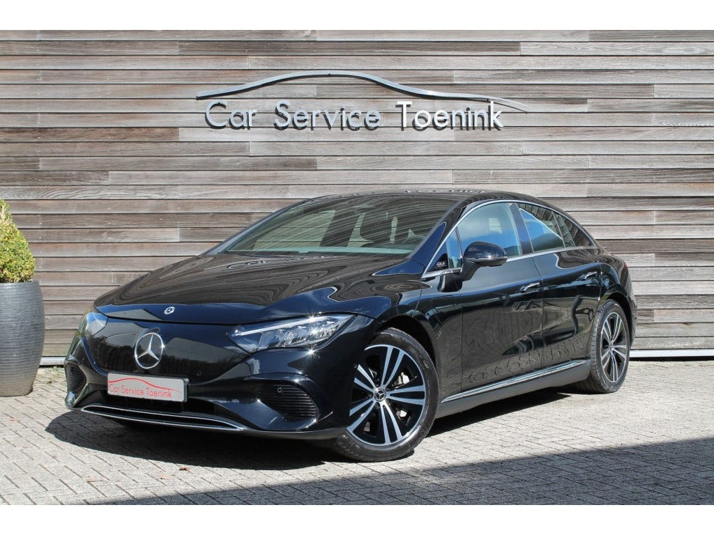 Mercedes Benz EQE