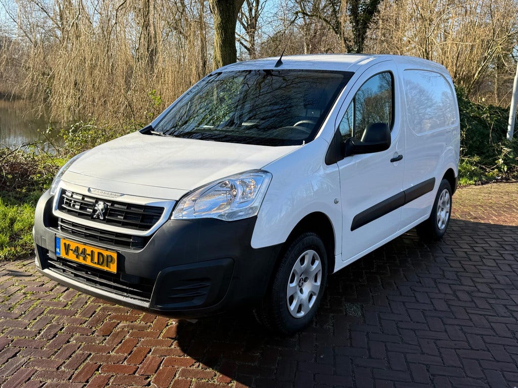 Peugeot e Partner