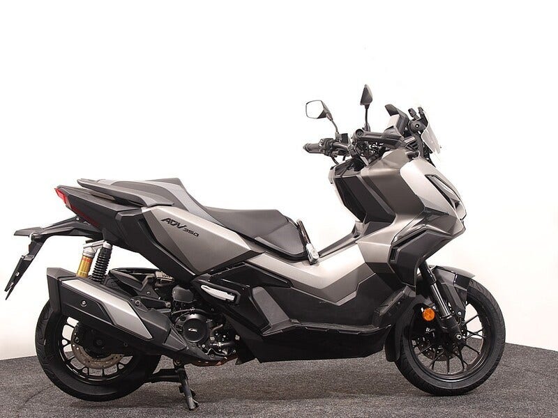 Honda ADV350