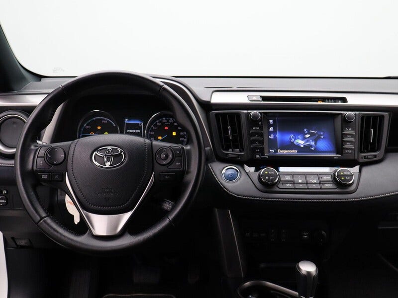 Toyota RAV4 (7)