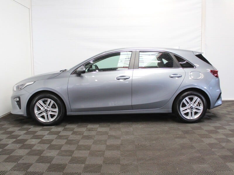 Kia Ceed (2)