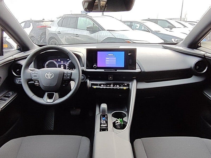 Toyota C-HR (8)