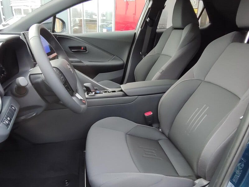 Toyota C-HR (9)