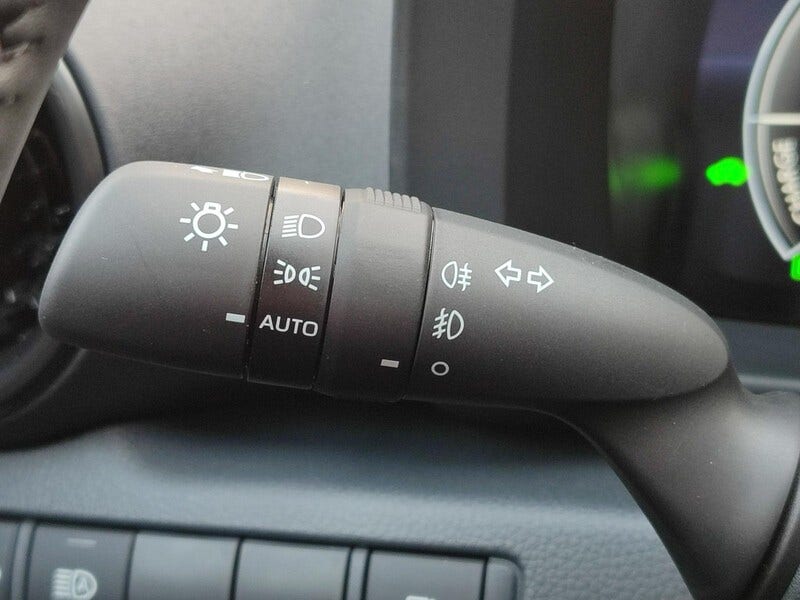 Toyota C-HR (18)