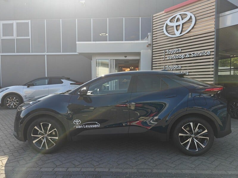 Toyota C-HR (4)
