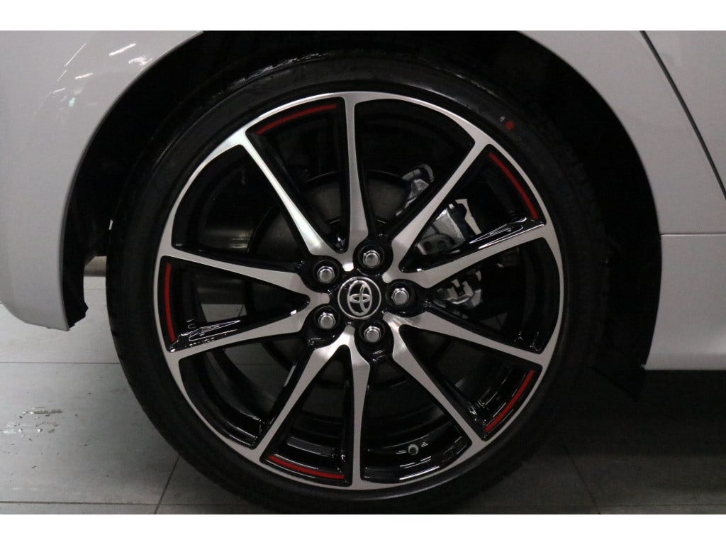Toyota Yaris (5)