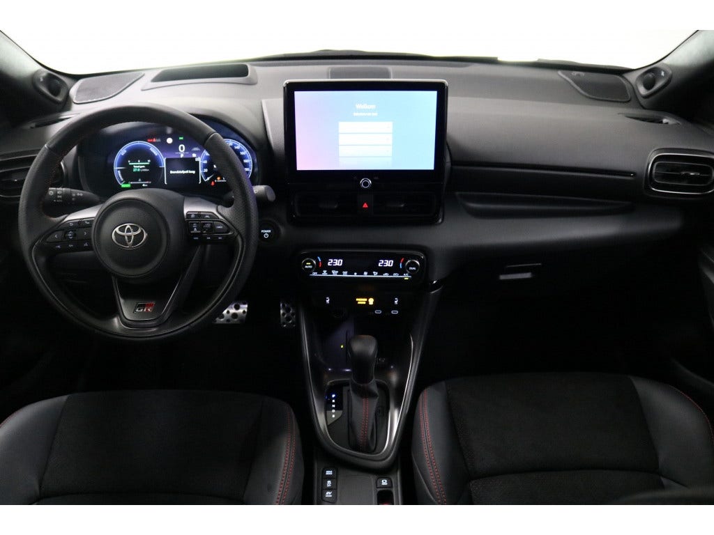 Toyota Yaris (7)