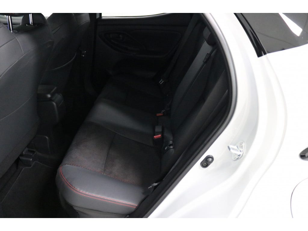 Toyota Yaris (10)