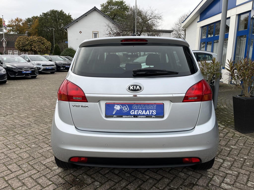 Kia Venga (4)