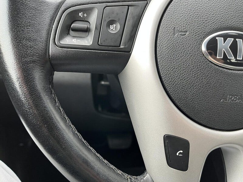Kia Venga (12)