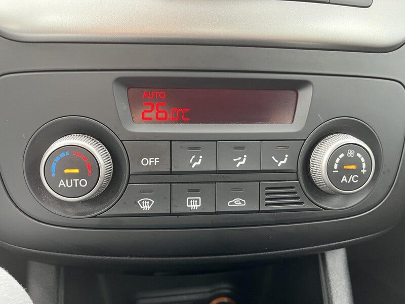 Kia Venga (16)