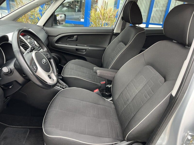 Kia Venga (18)