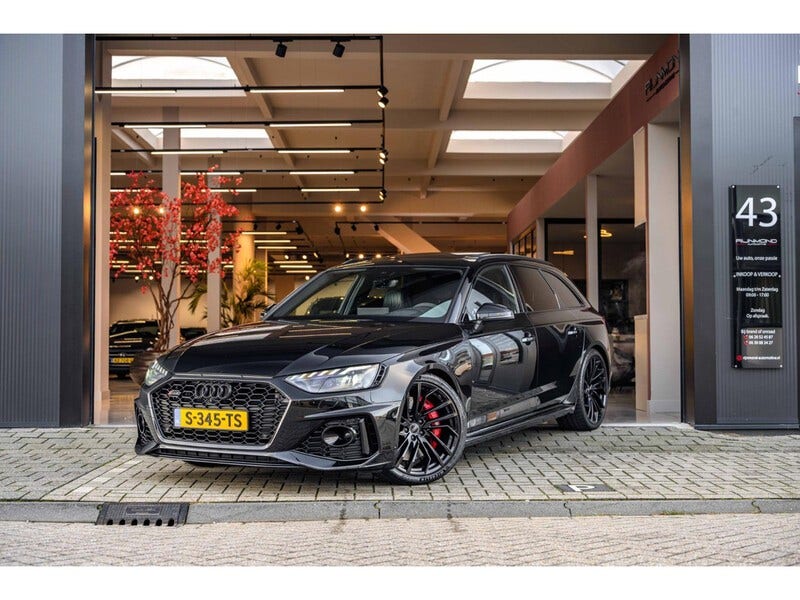 Audi RS4