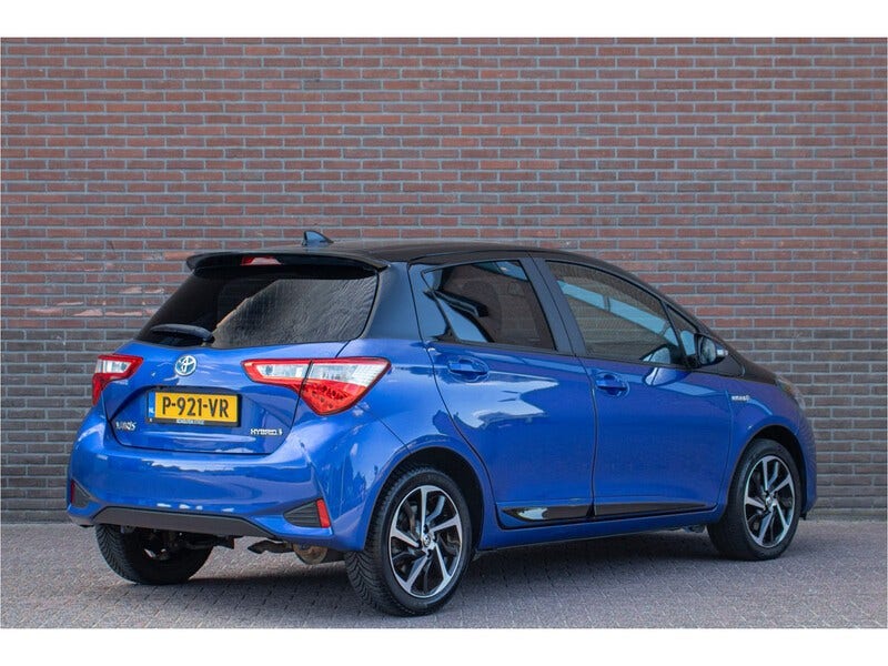 Toyota Yaris (4)