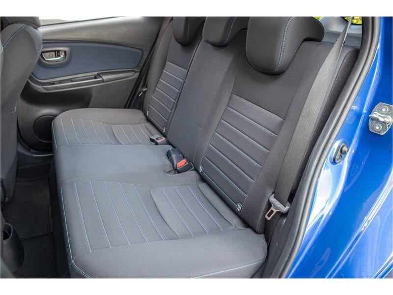 Toyota Yaris (9)