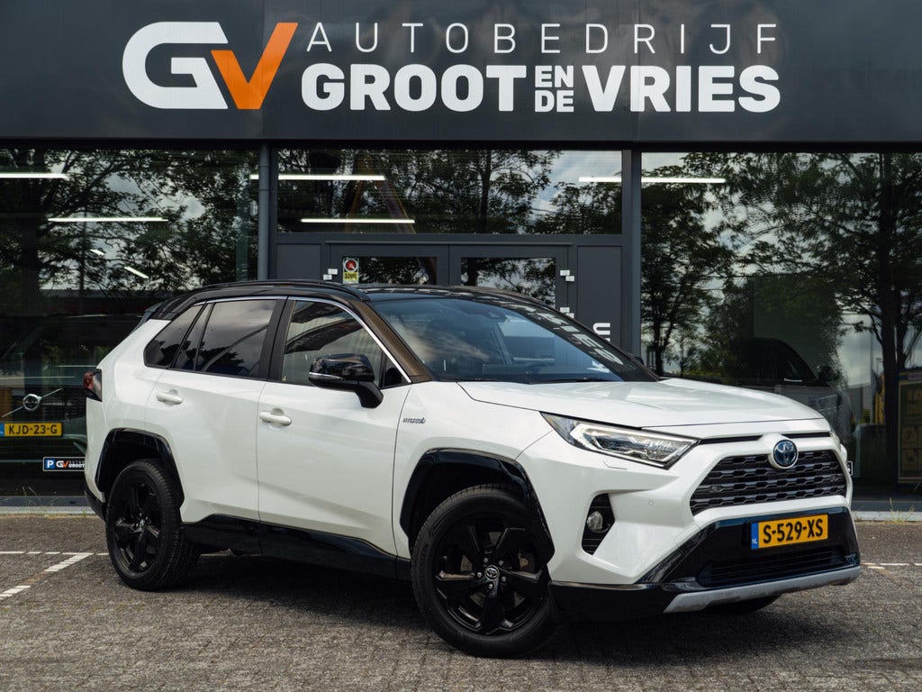 Toyota RAV4 (3)