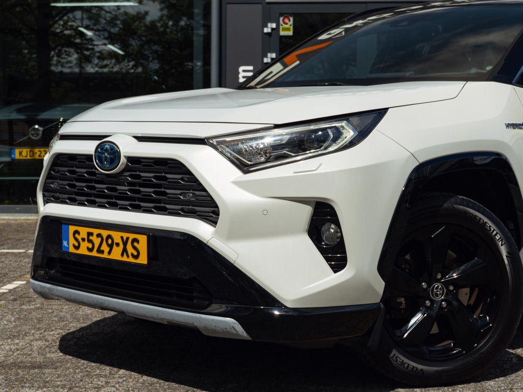Toyota RAV4 (5)