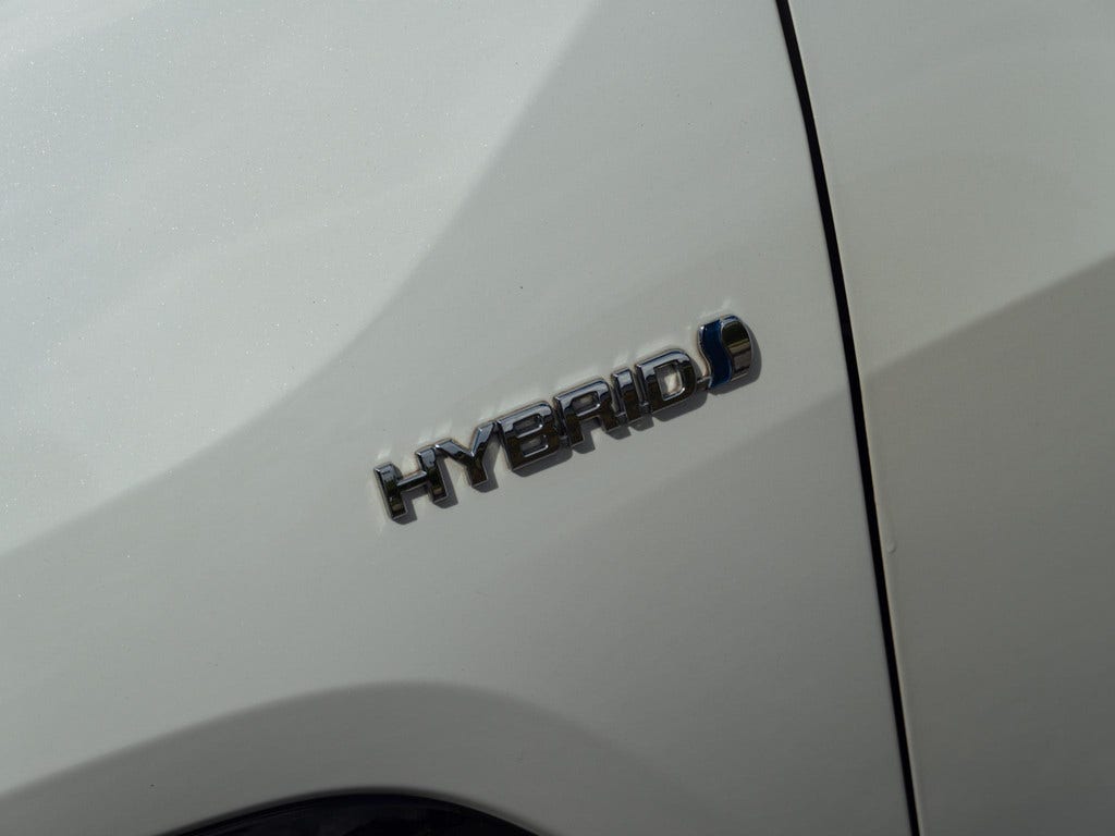 Toyota RAV4 (7)