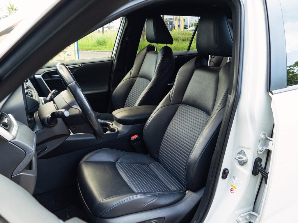 Toyota RAV4 (24)