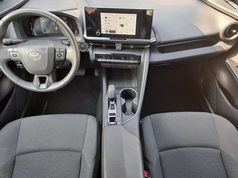Toyota C-HR (7)