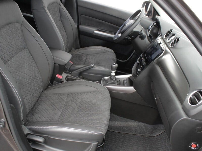 Suzuki Vitara (7)