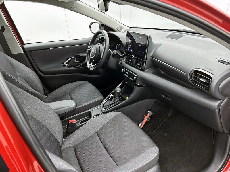 Toyota Yaris (6)