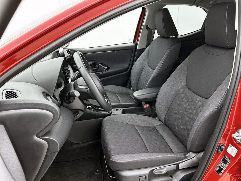 Toyota Yaris (15)