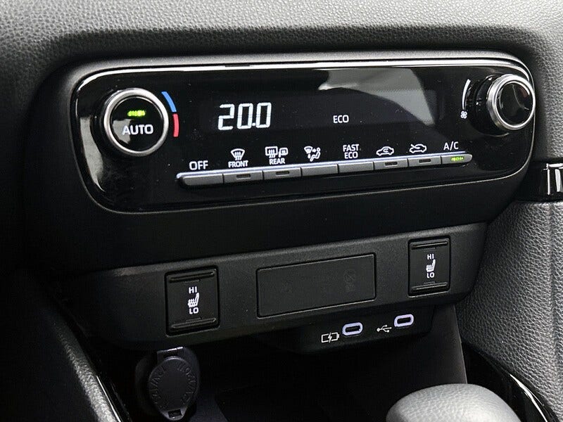 Toyota Yaris (10)