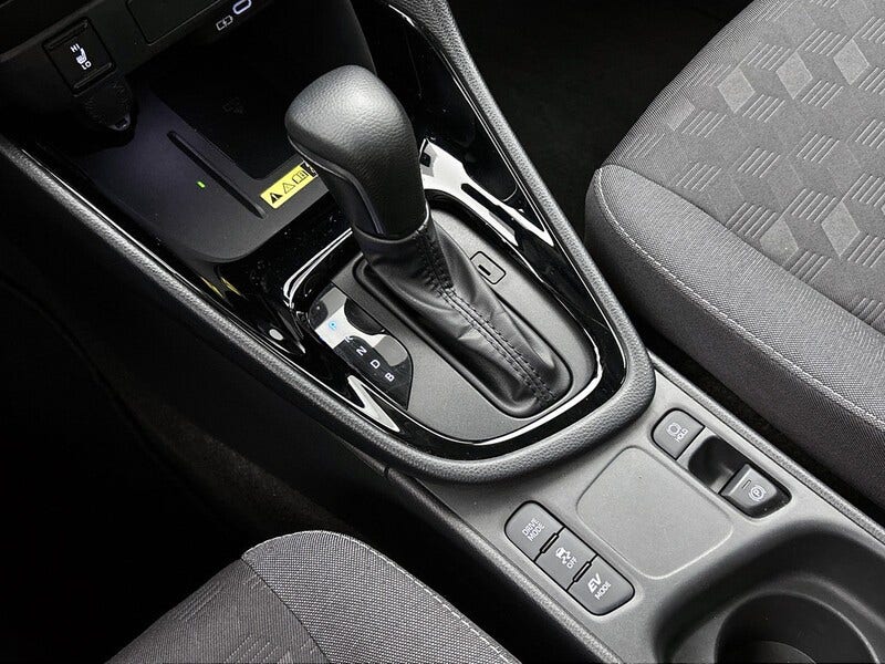 Toyota Yaris (11)