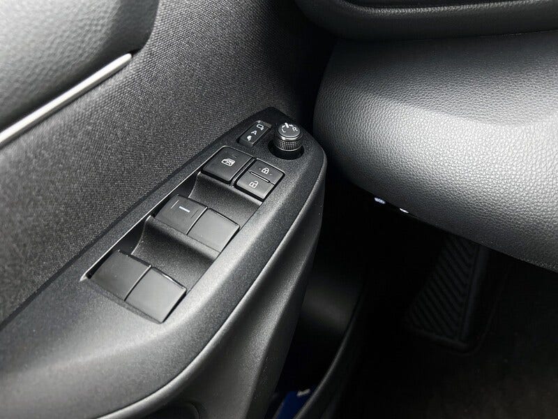 Toyota Yaris (19)