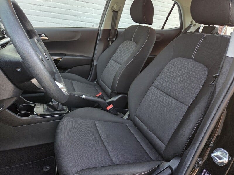 Kia Picanto (2)