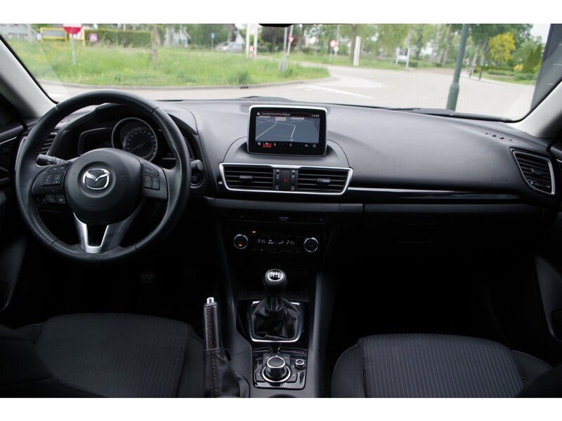 Mazda 3 (2)