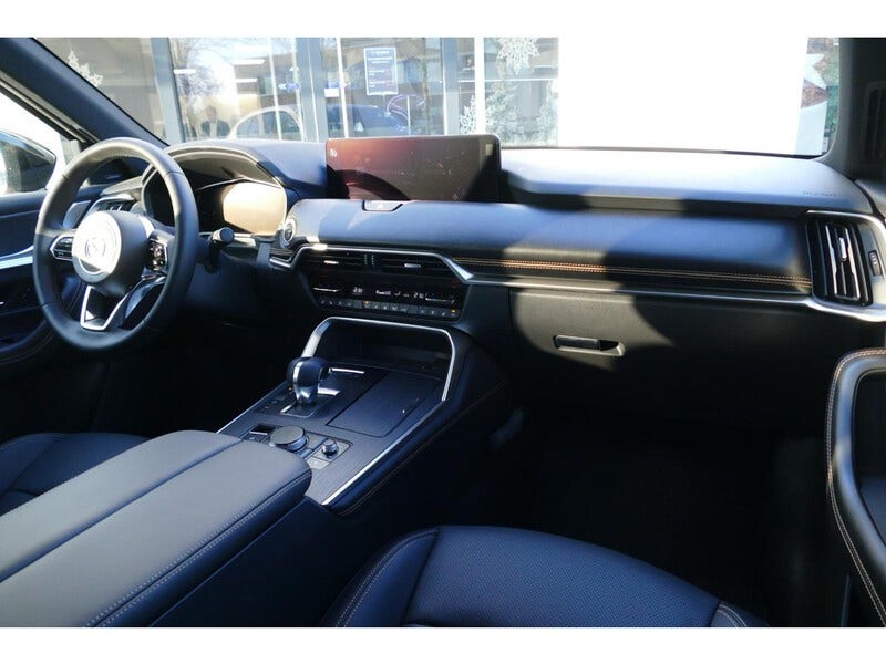 Mazda CX-60 (9)