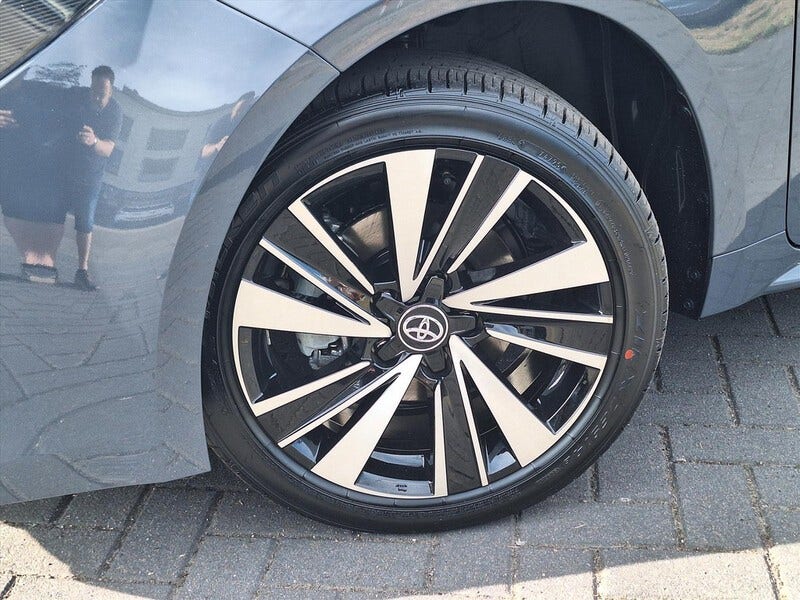 Toyota Corolla Sports (6)